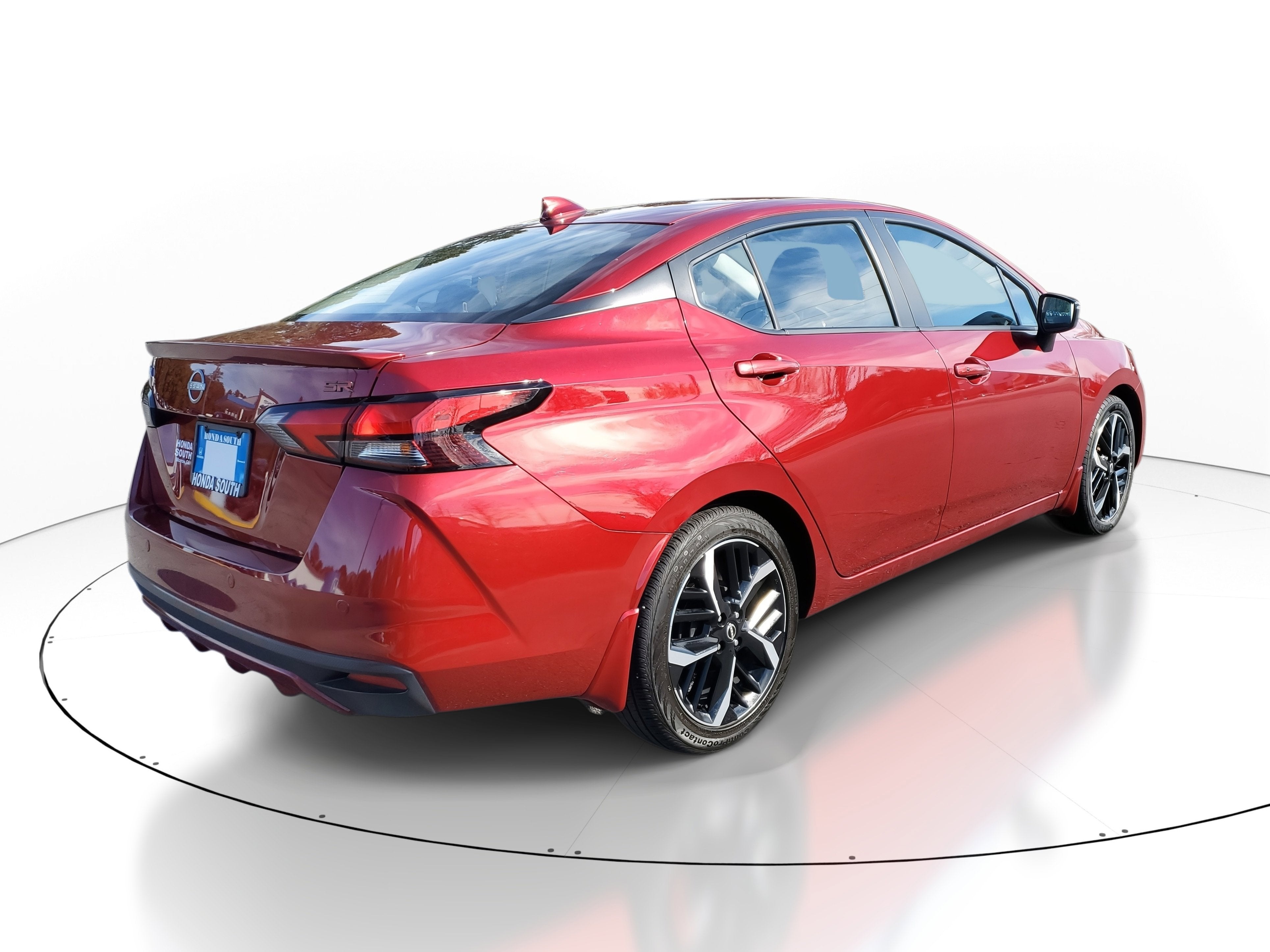 2024 Nissan Versa SR