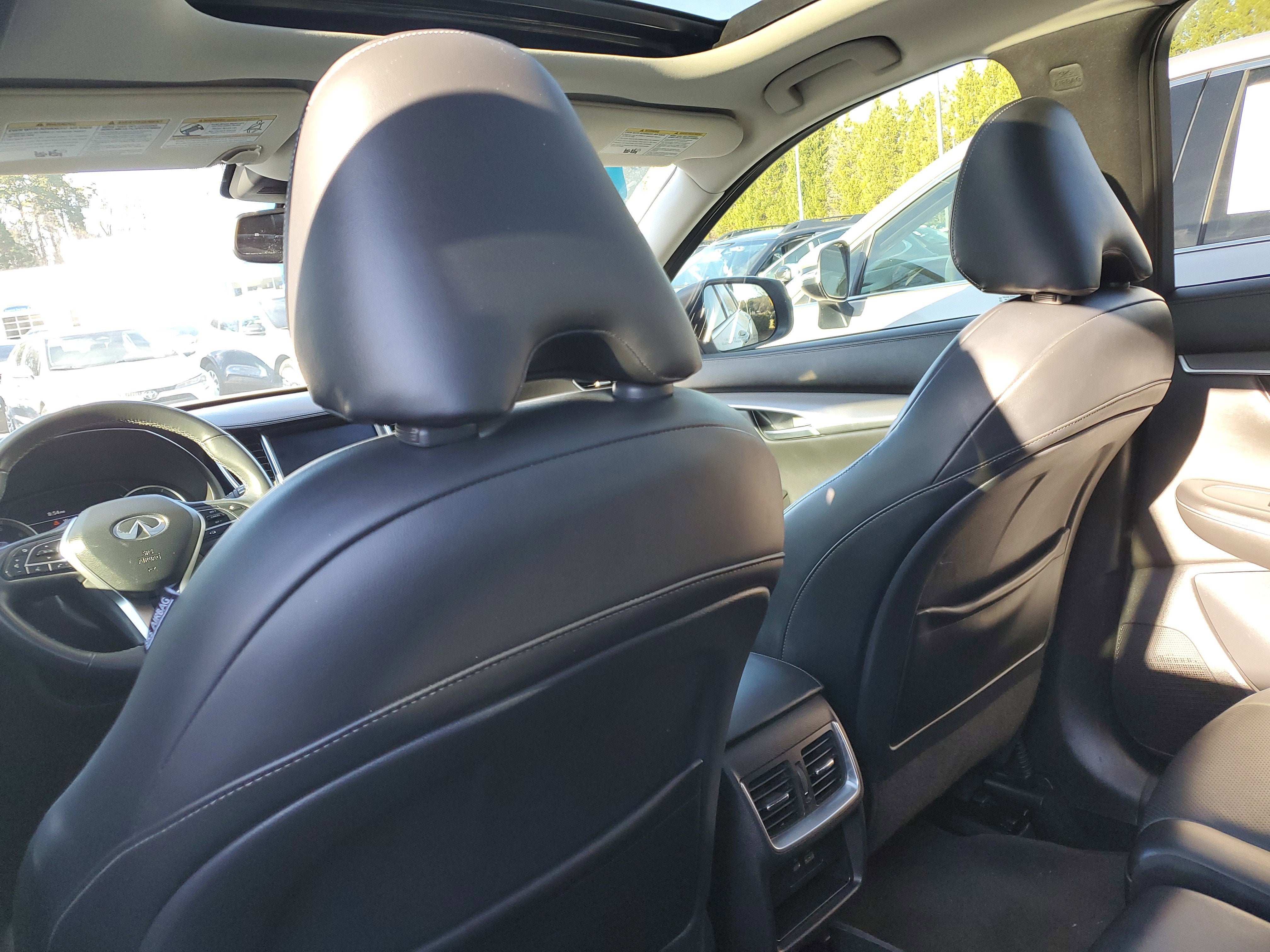 2022 INFINITI QX50 LUXE