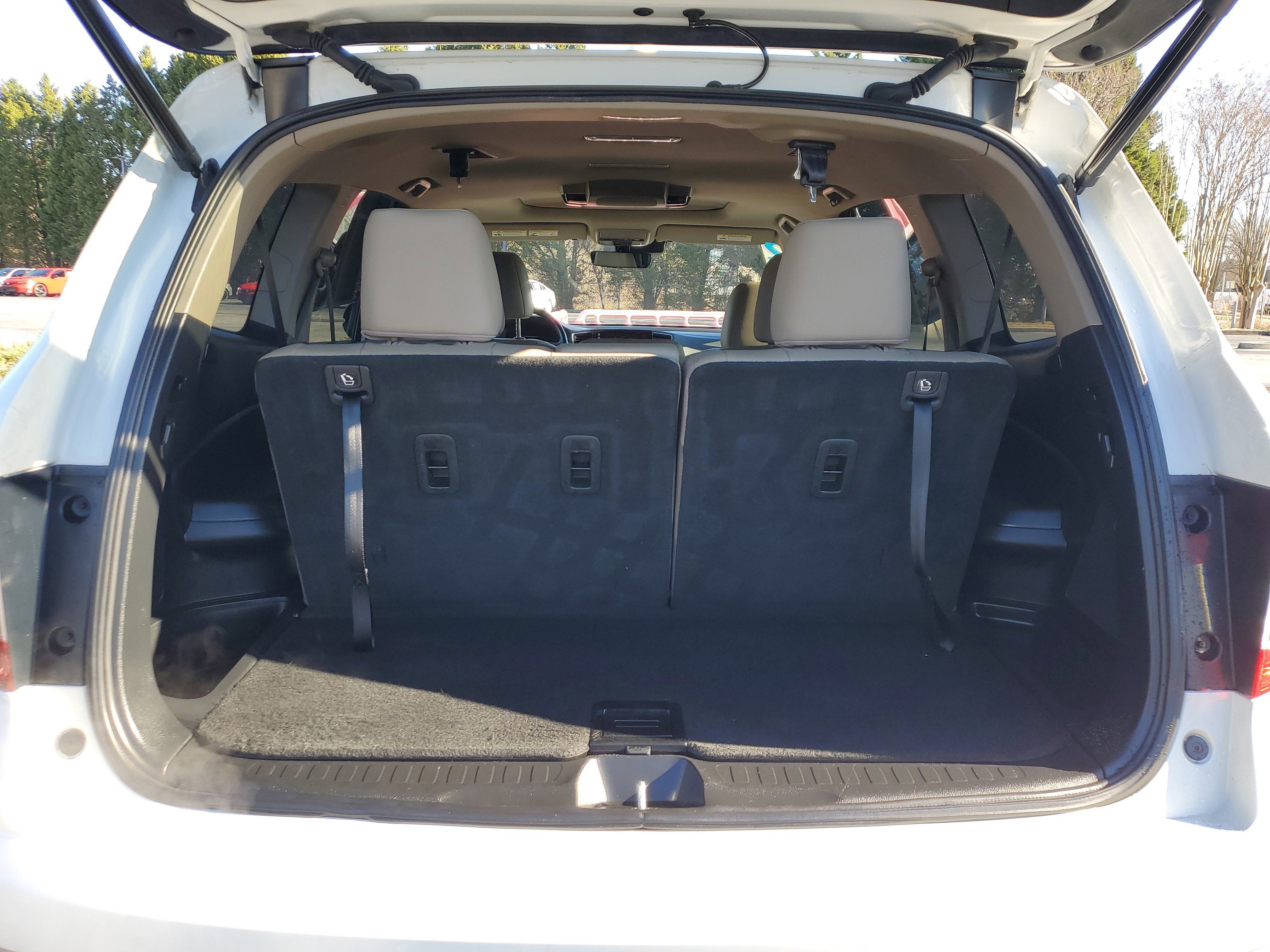 2022 Honda Pilot Touring 8-Passenger