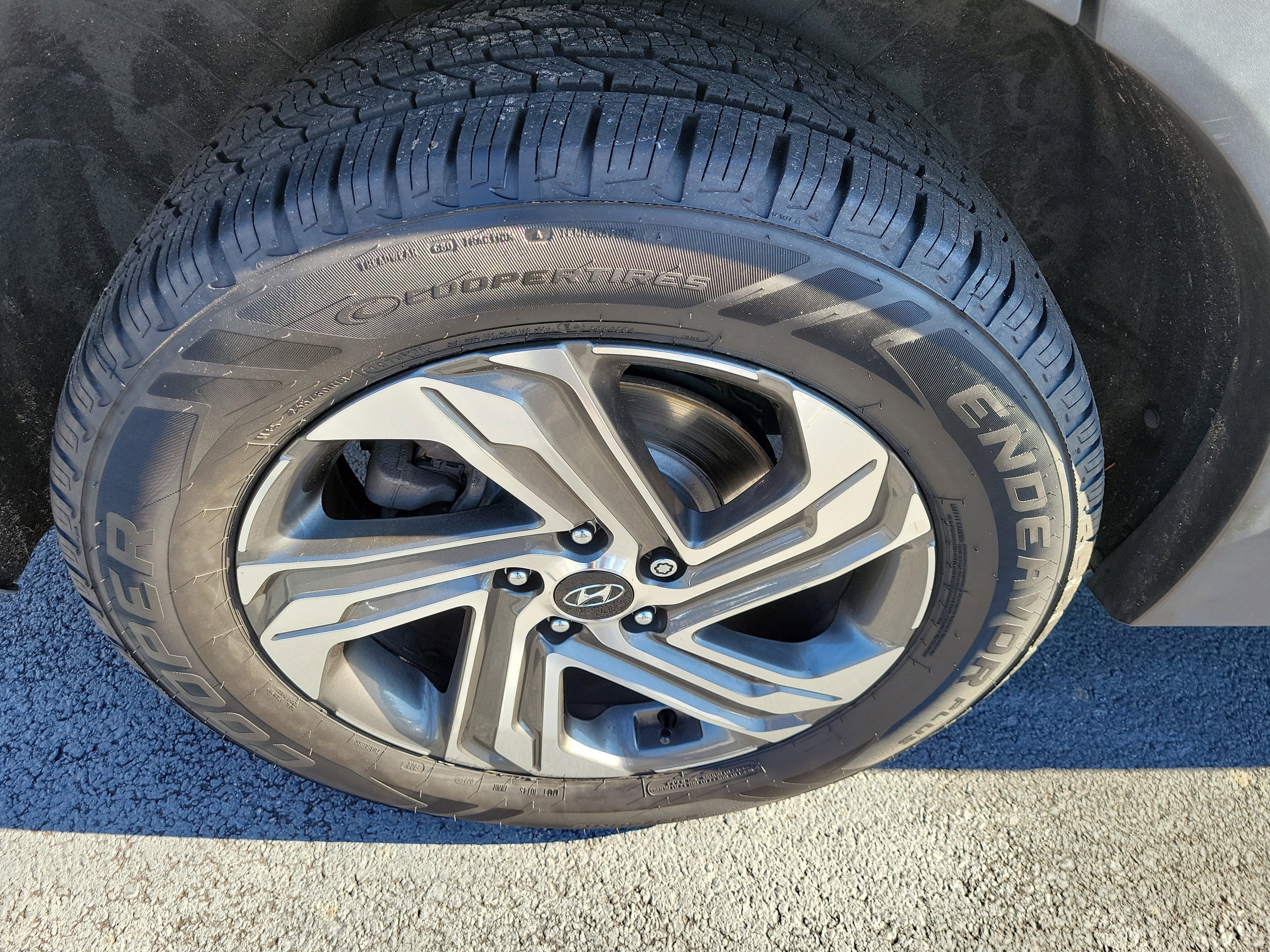 2022 Hyundai Santa Fe SE