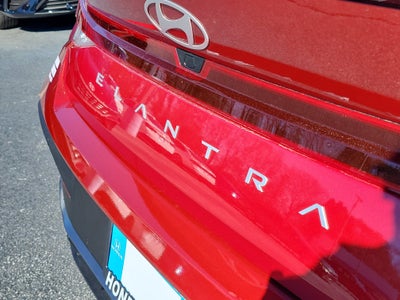 2025 Hyundai Elantra SEL Sport