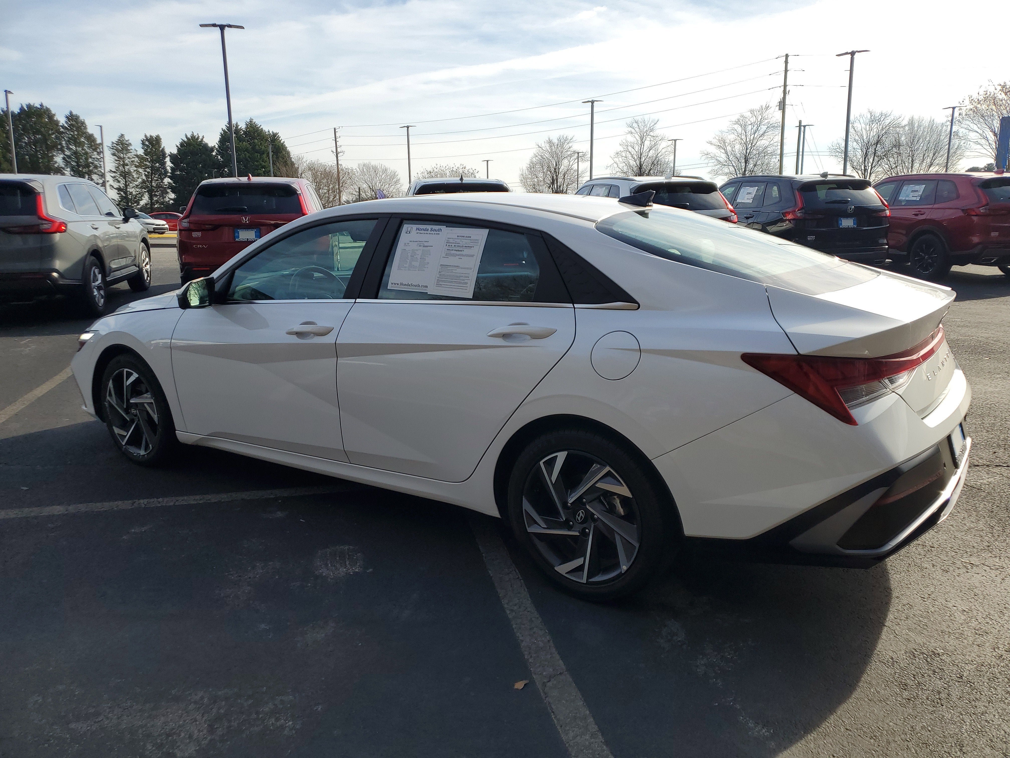 2024 Hyundai Elantra Limited