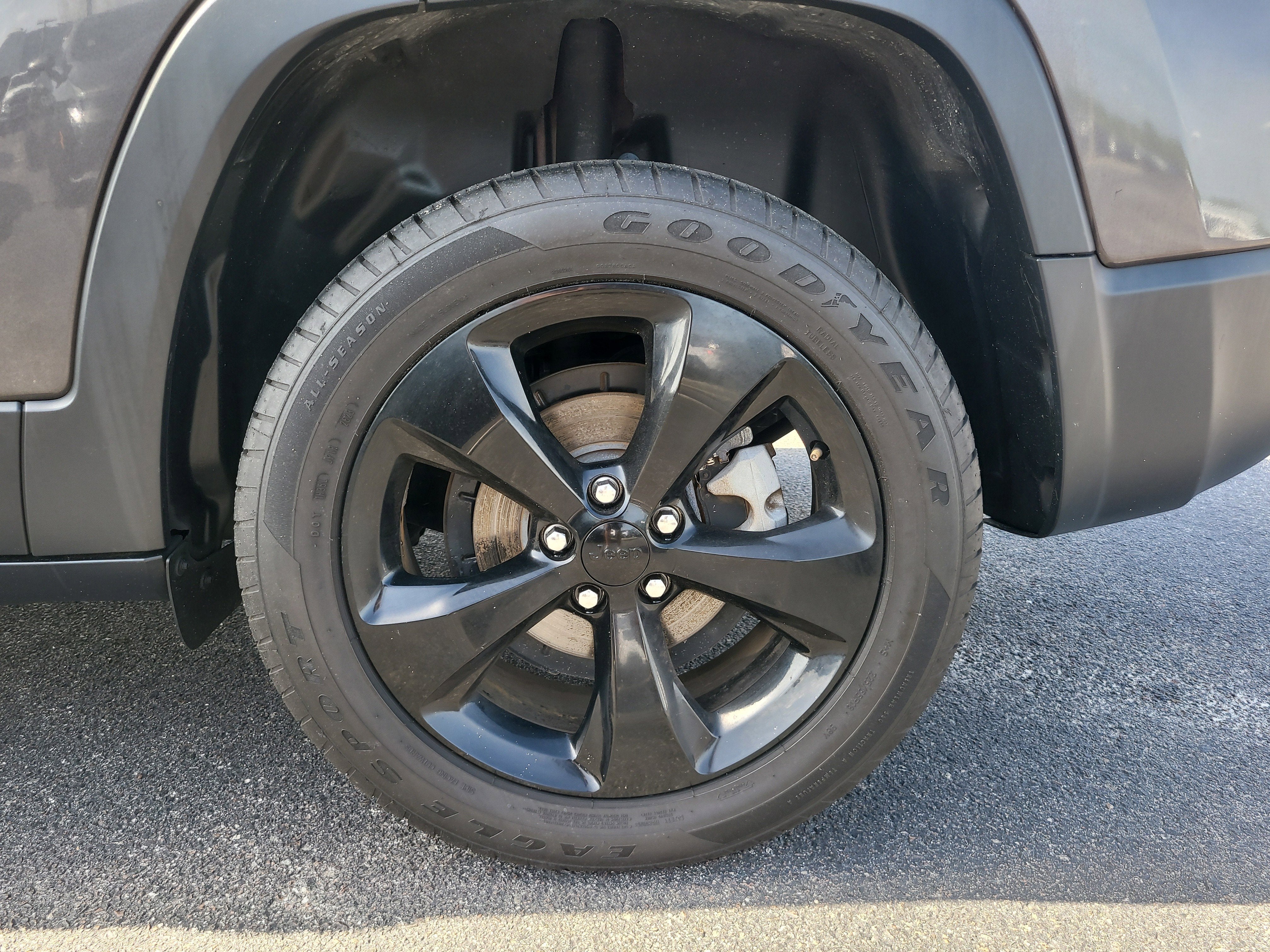2020 Jeep Cherokee Altitude