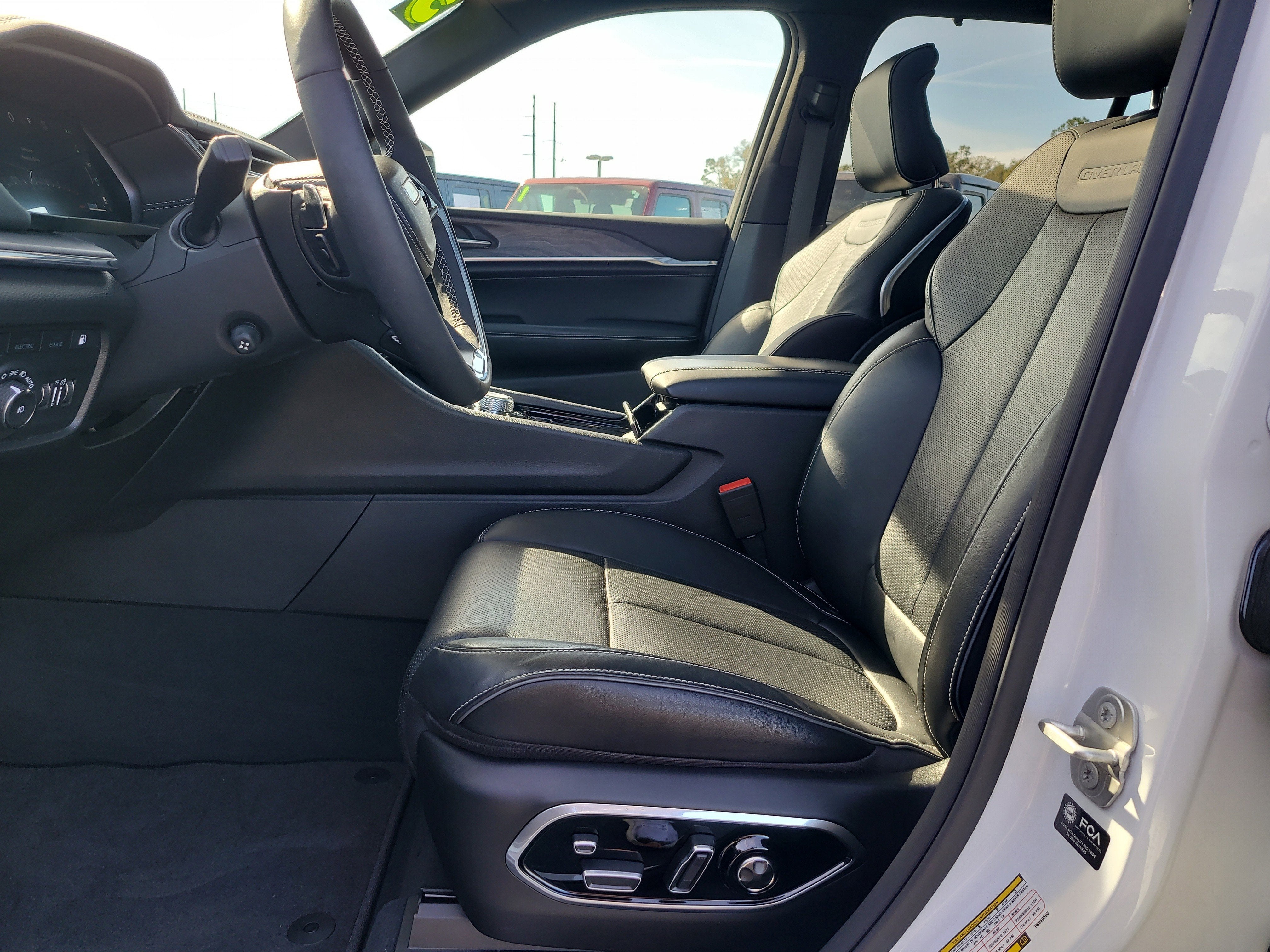 2023 Jeep Grand Cherokee 4xe Overland