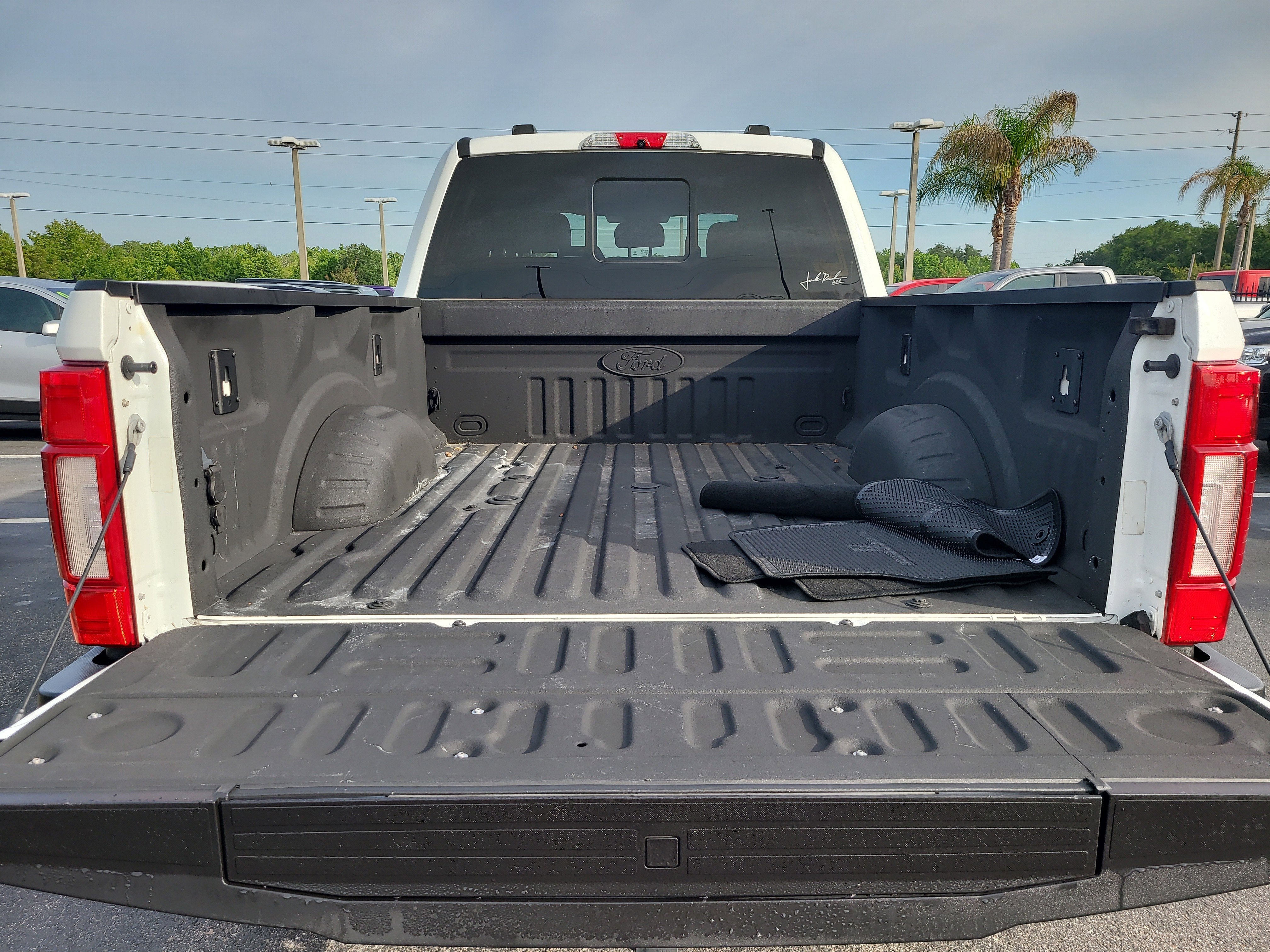 2022 Ford Super Duty F-250 SRW LARIAT