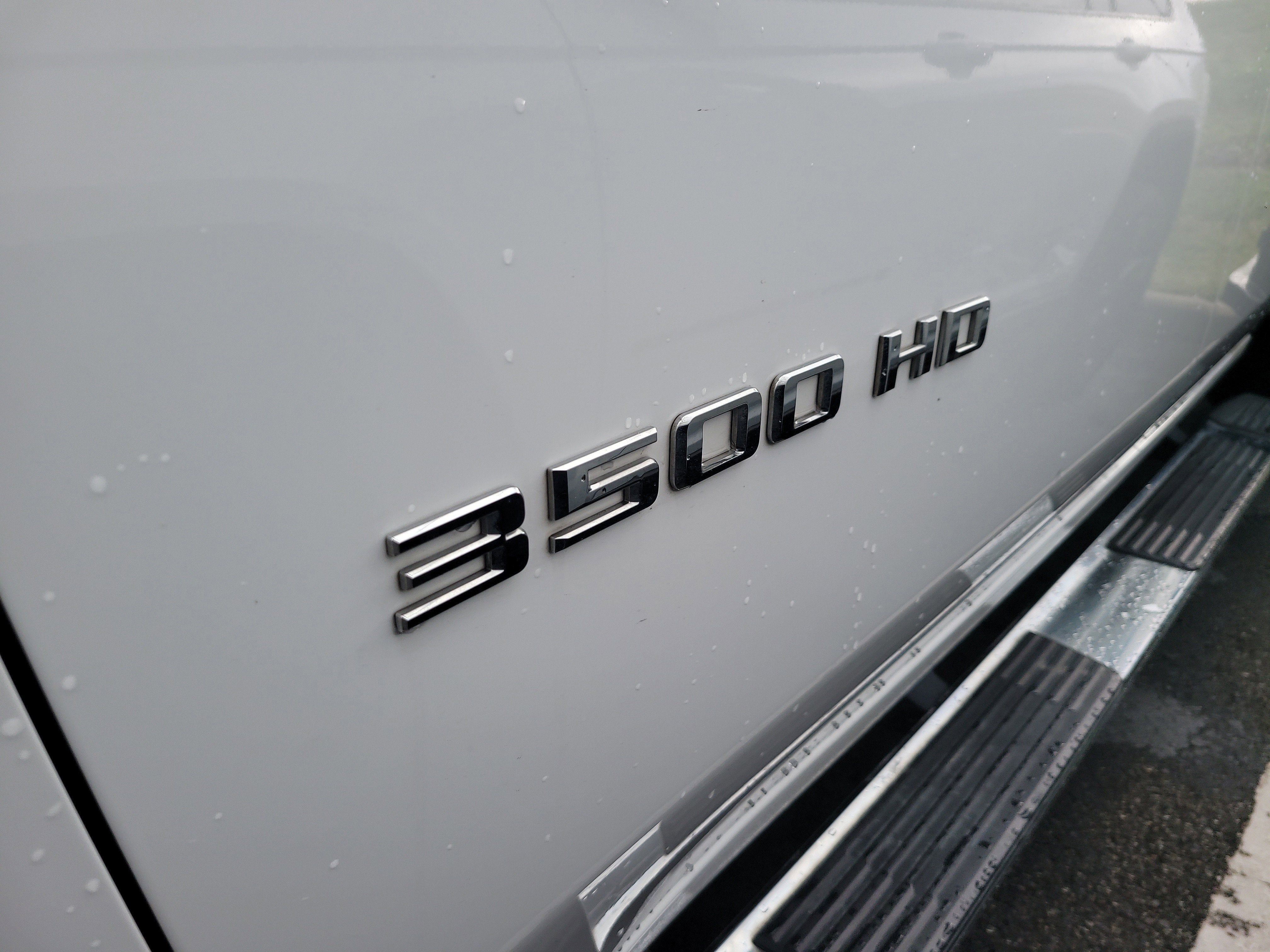 2024 Chevrolet Silverado 3500HD CC LT