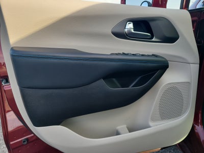 2021 Chrysler Pacifica Touring
