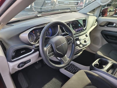 2021 Chrysler Pacifica Touring