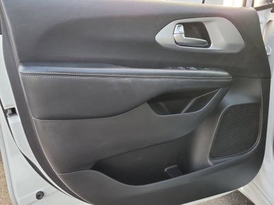 2021 Chrysler Pacifica Touring