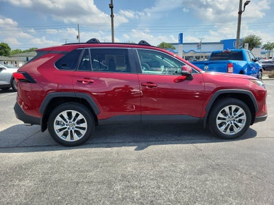 2025 Toyota RAV4 XLE Premium