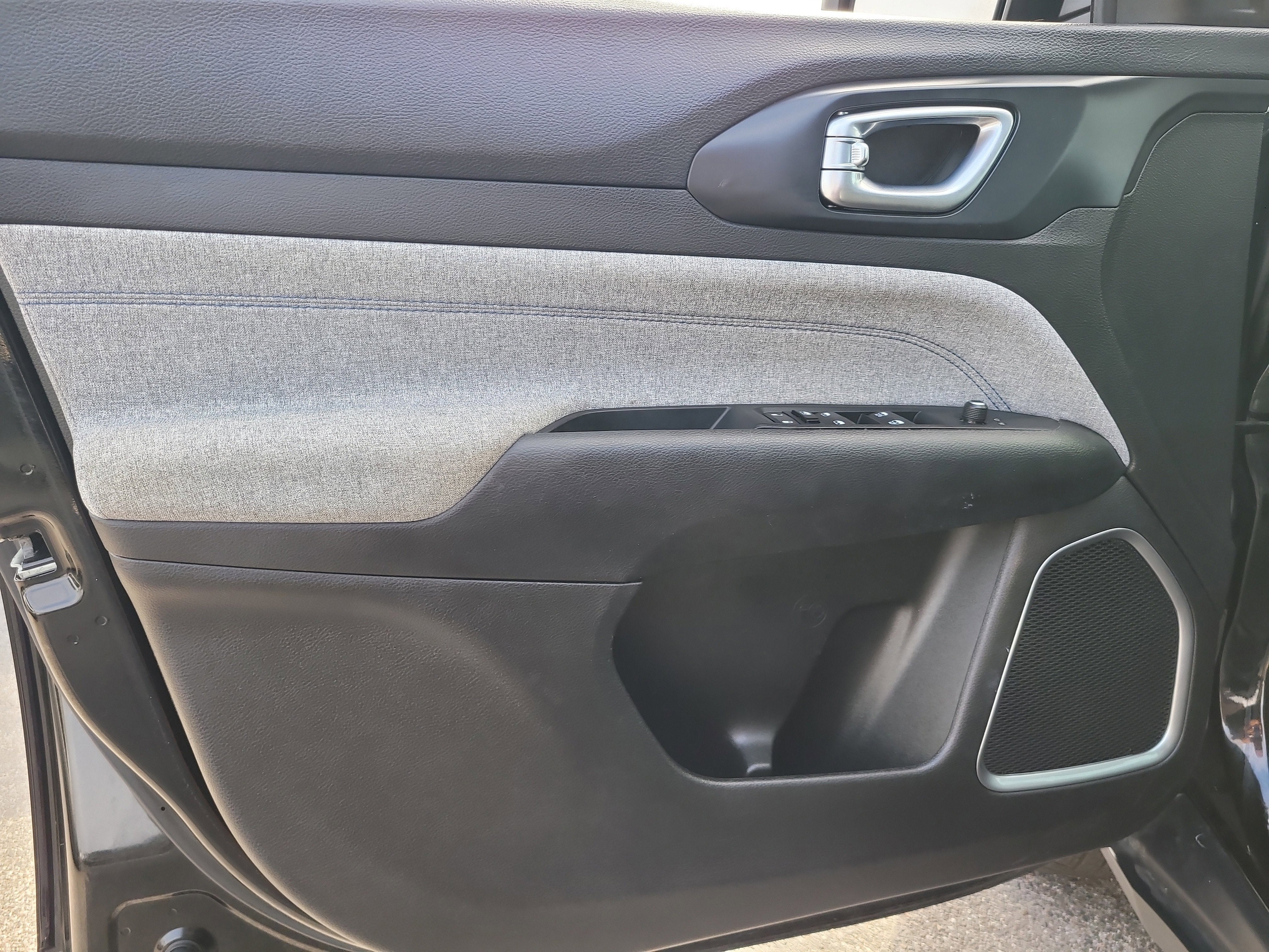 2023 Jeep Compass Sport