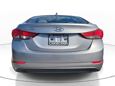 2016 Hyundai Elantra SE