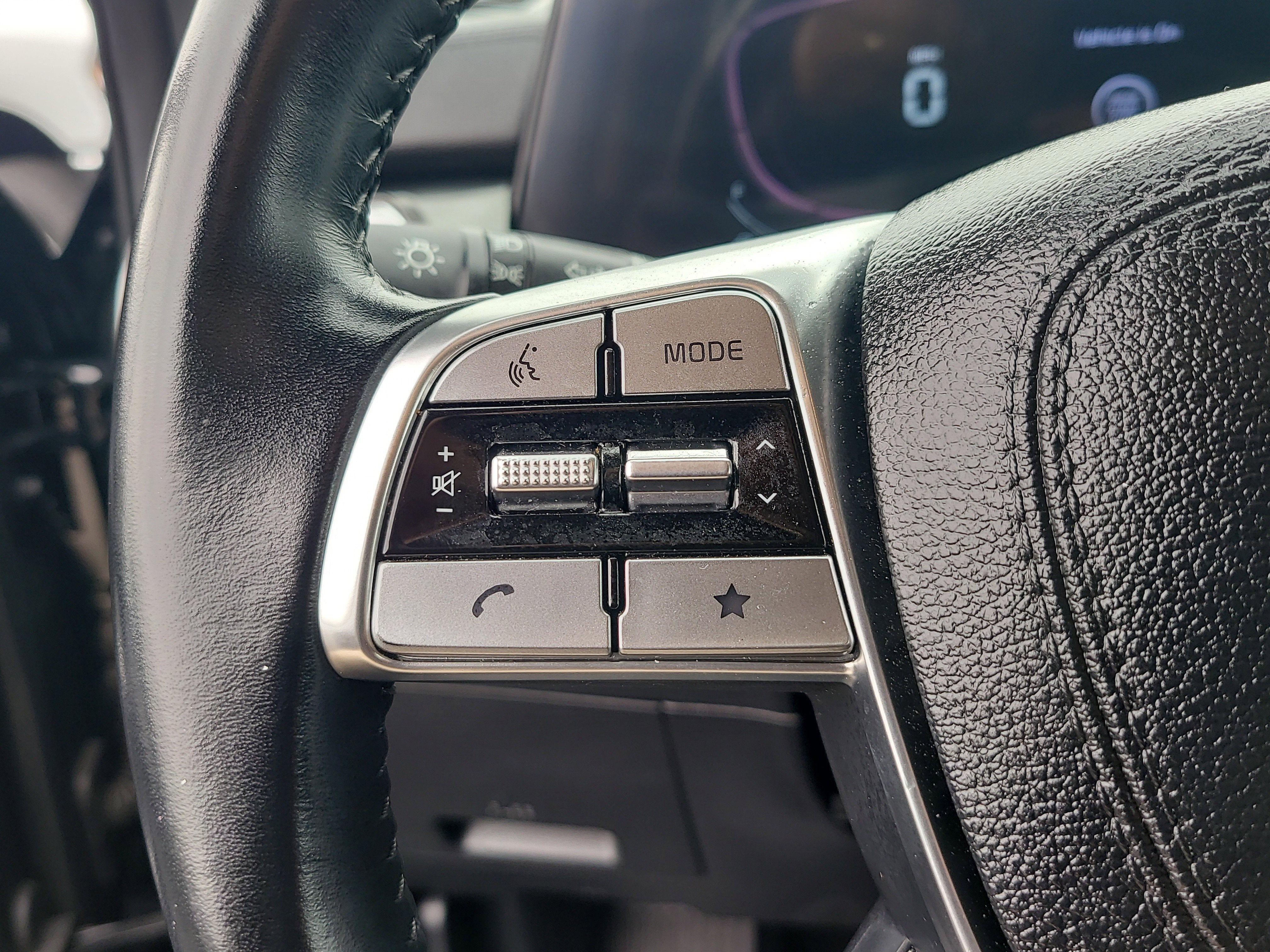 2023 Kia Telluride LX