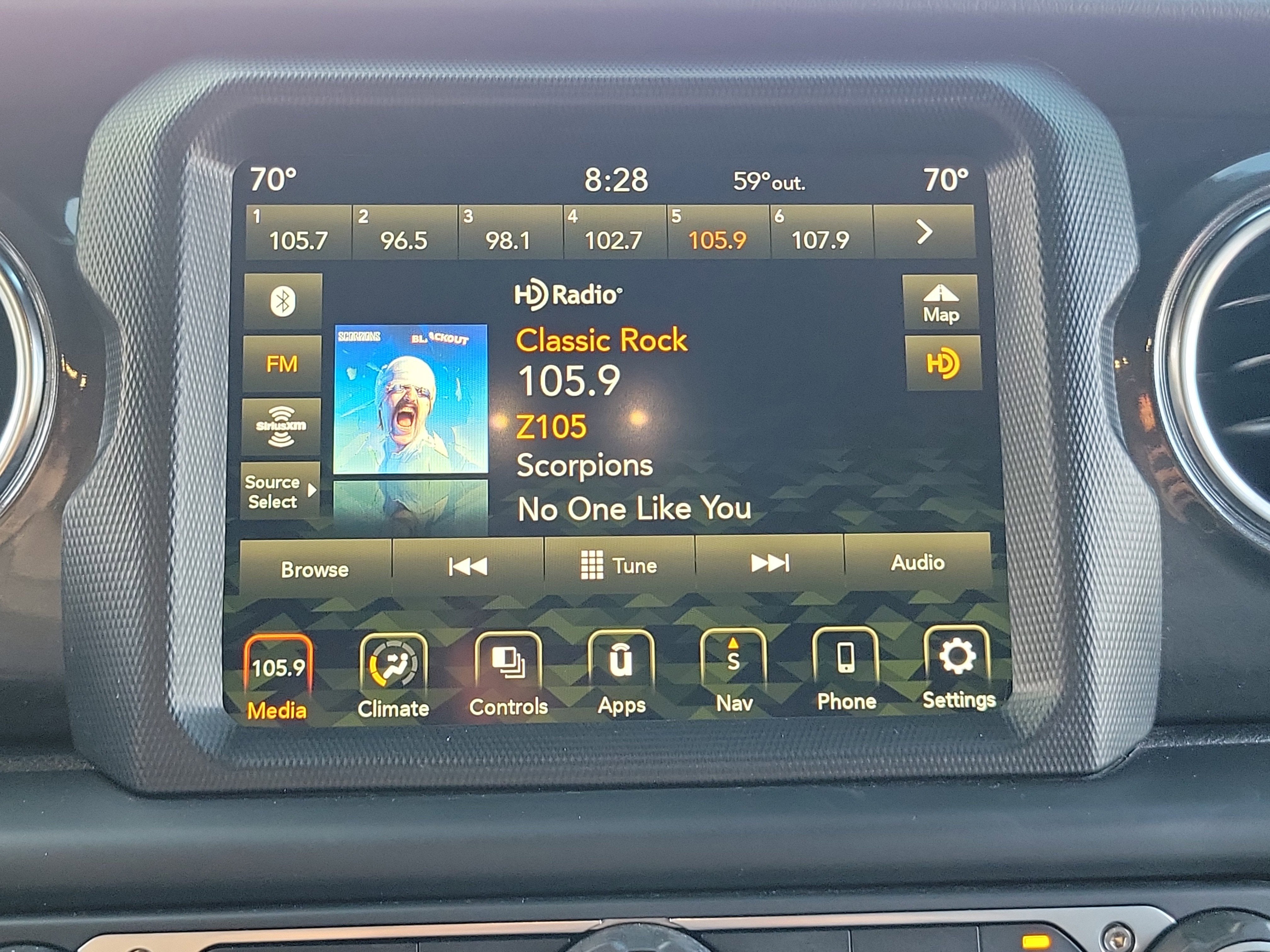 2022 Jeep Wrangler Unlimited Sahara Altitude