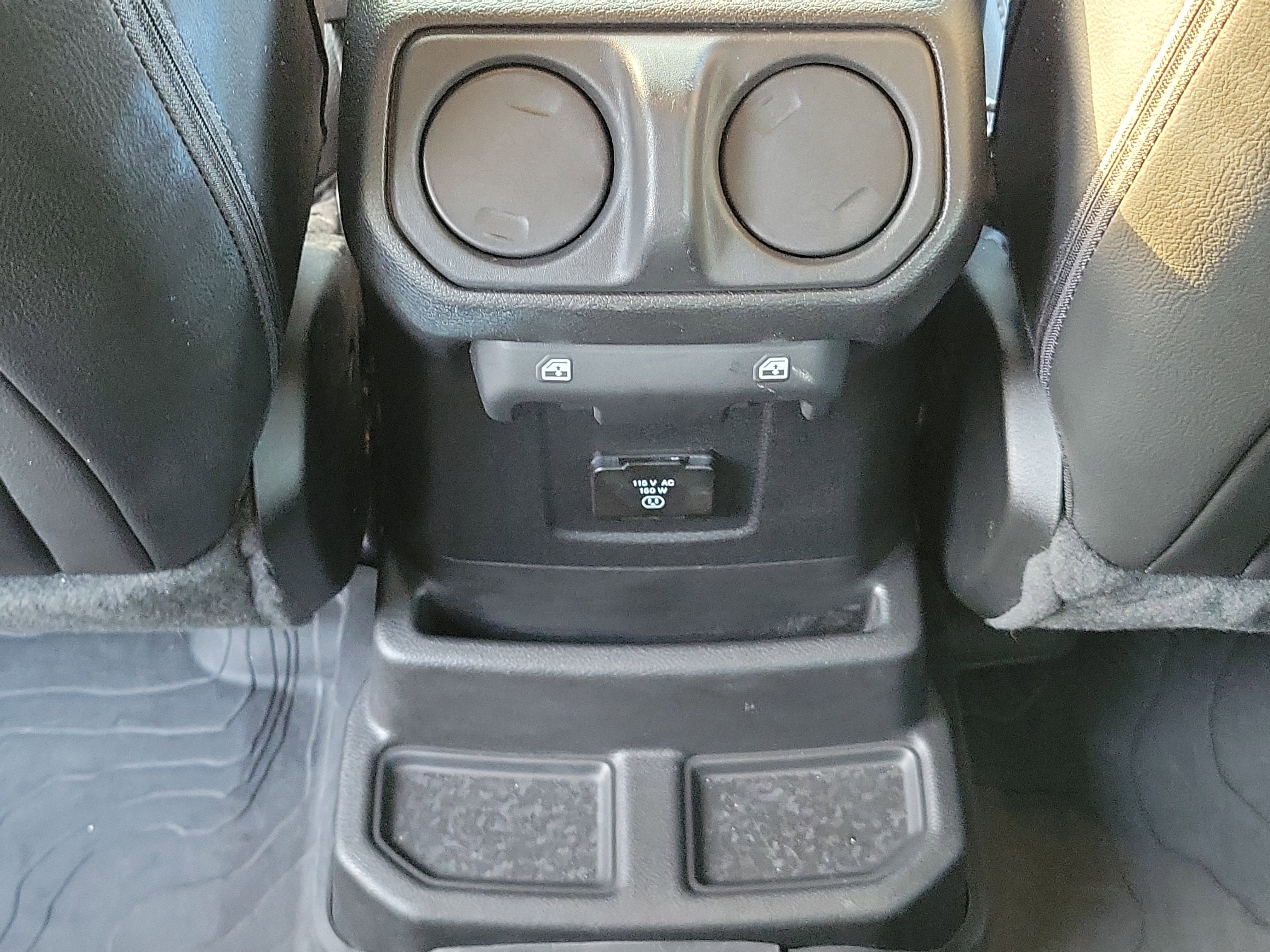 2022 Jeep Wrangler Unlimited Sahara Altitude