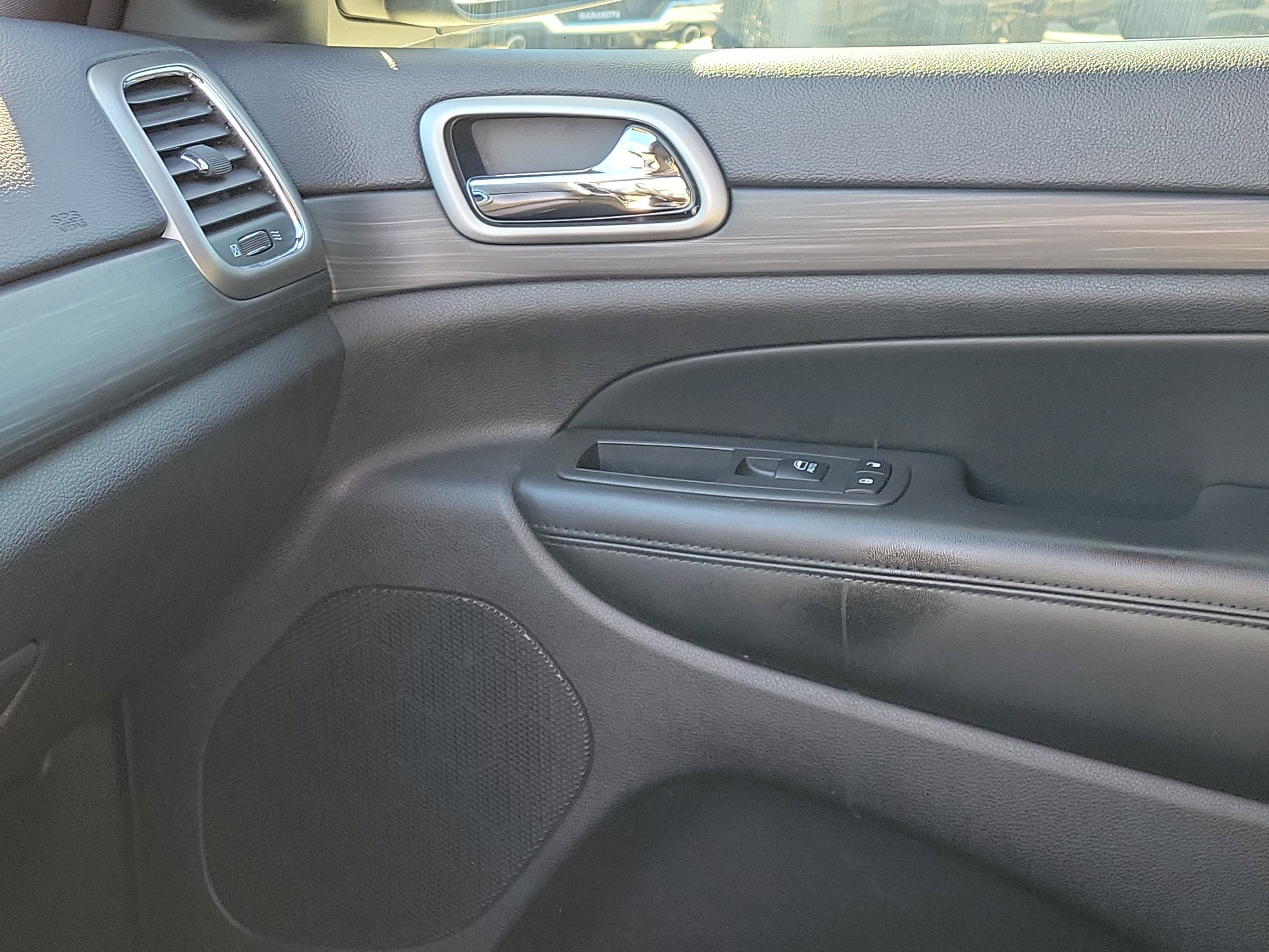 2019 Jeep Grand Cherokee Laredo E