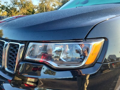 2019 Jeep Grand Cherokee Laredo E