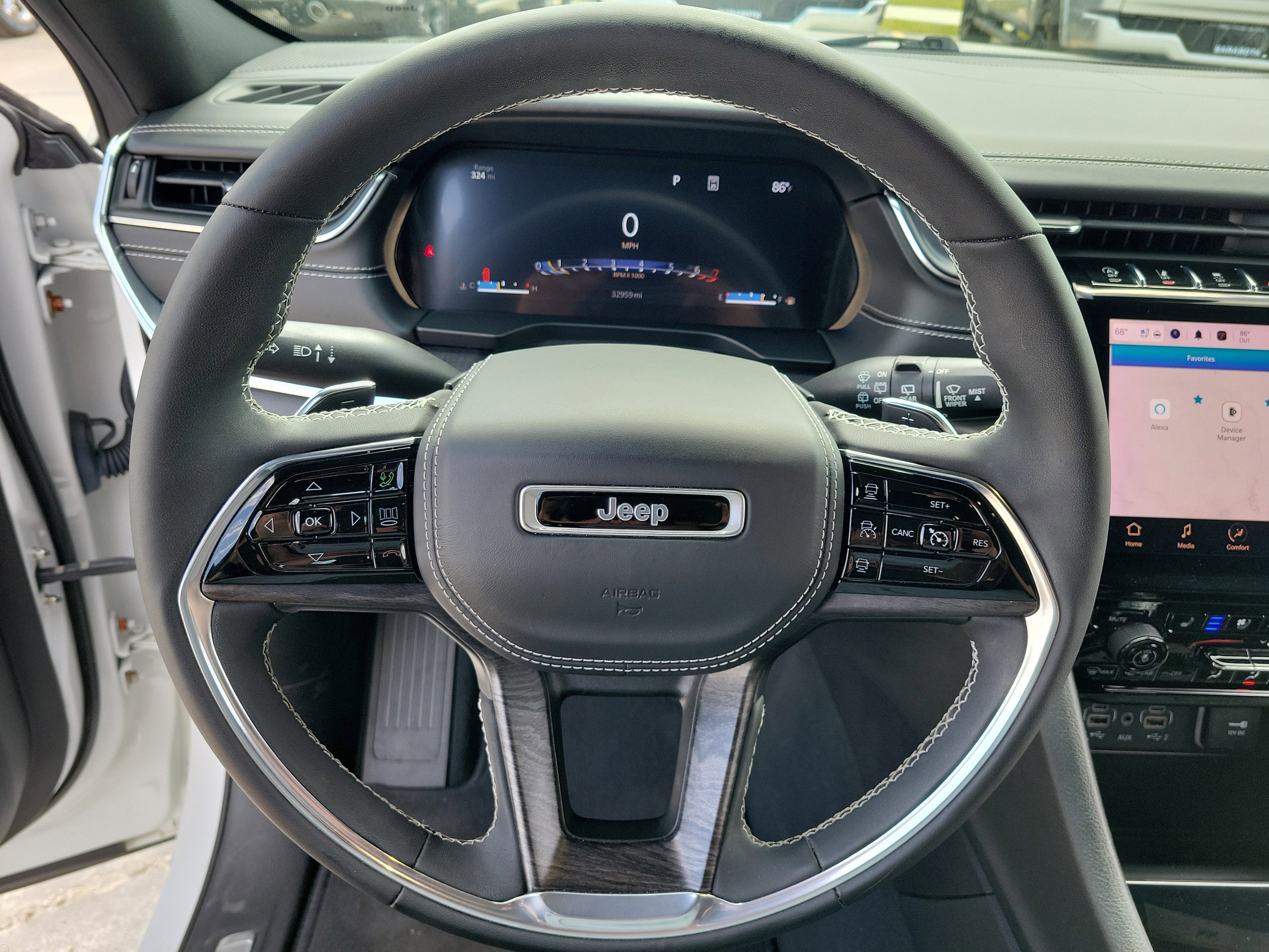 2023 Jeep Grand Cherokee Overland