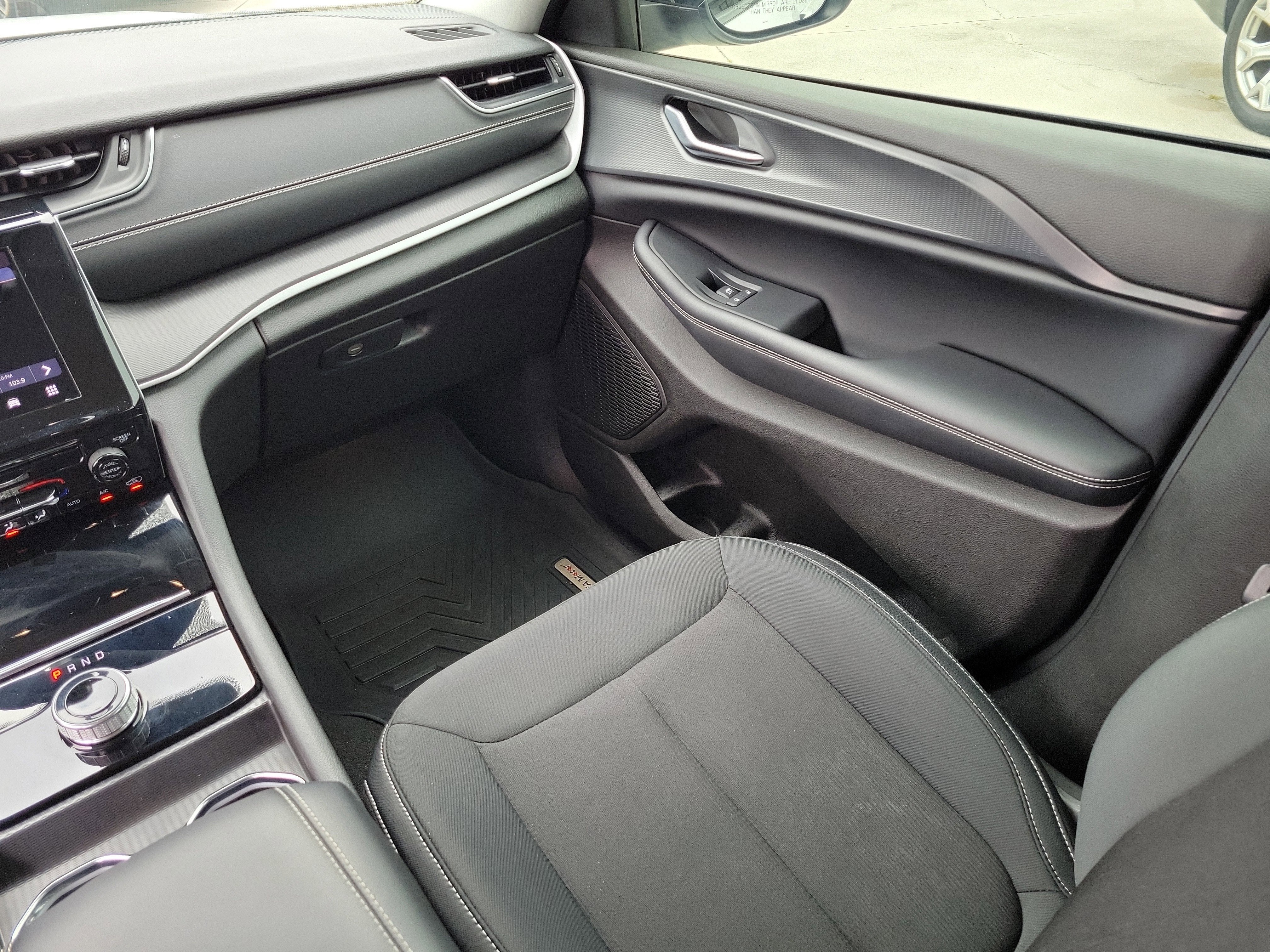 2024 Jeep Grand Cherokee L Laredo X