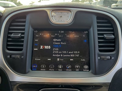 2019 Chrysler 300 Touring