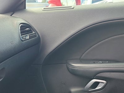 2017 Dodge Challenger SXT Plus