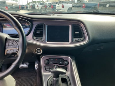 2017 Dodge Challenger SXT Plus