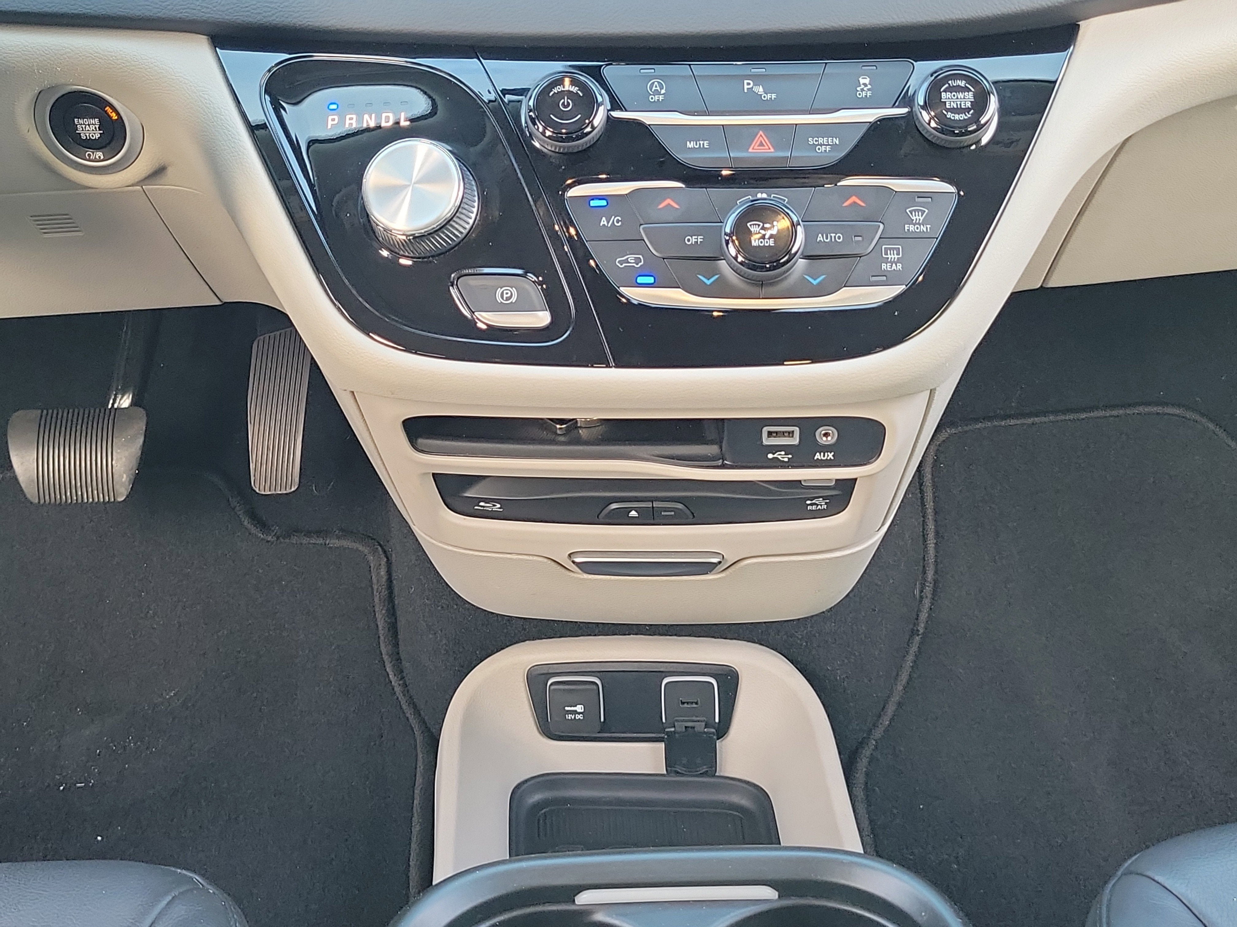 2020 Chrysler Pacifica Touring L Plus