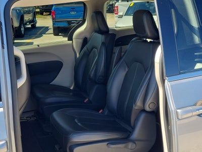 2021 Chrysler Pacifica Hybrid Touring L