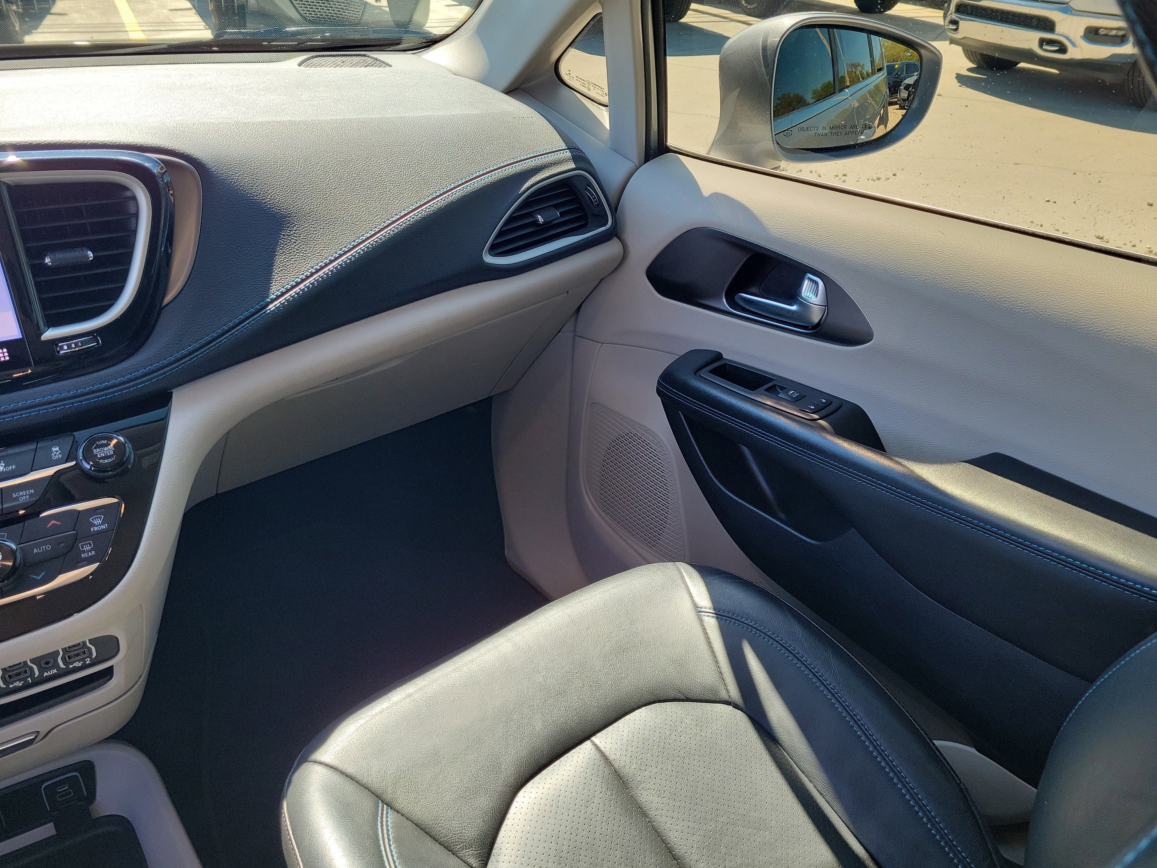 2021 Chrysler Pacifica Hybrid Touring L