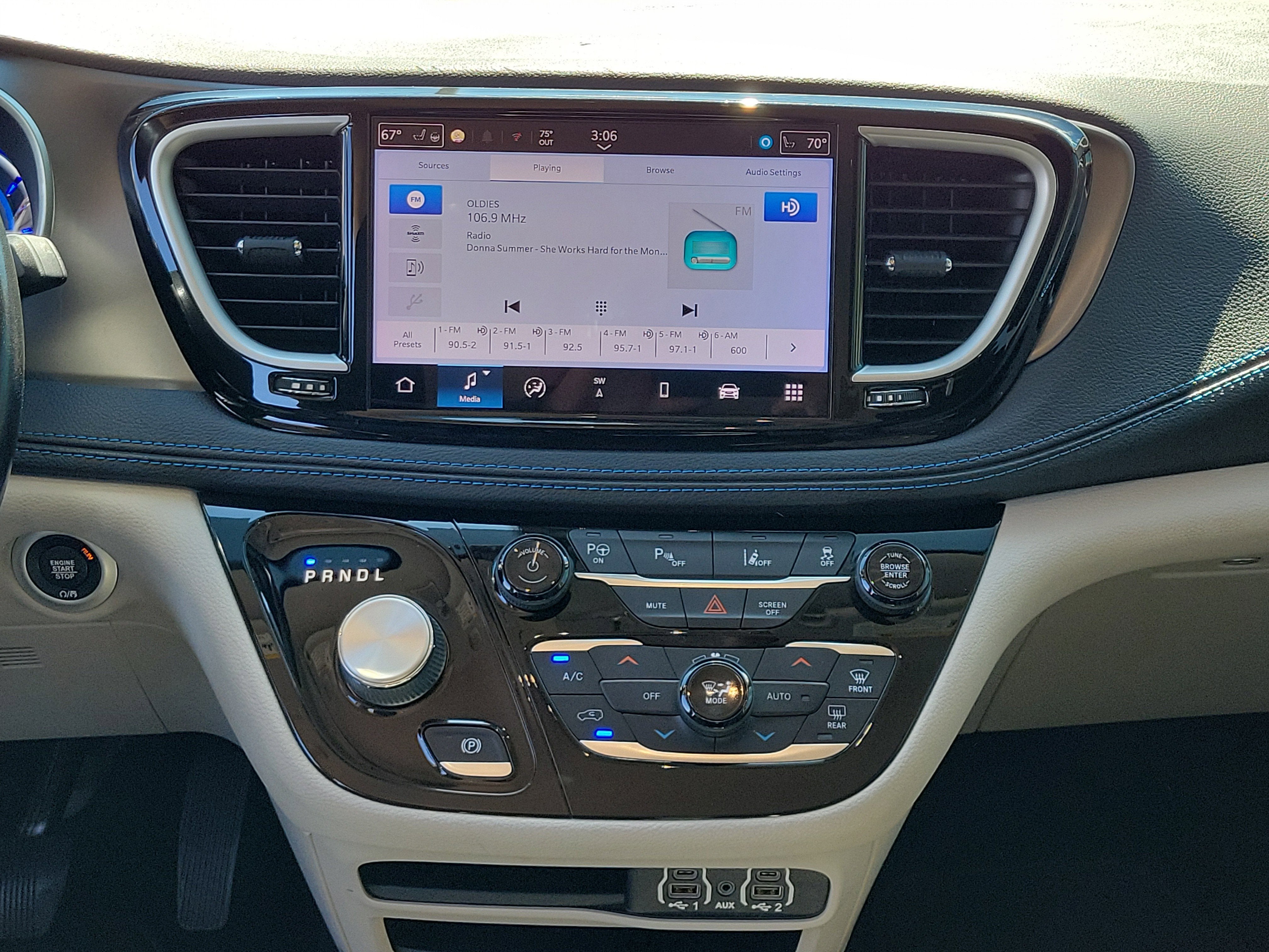 2021 Chrysler Pacifica Hybrid Touring L