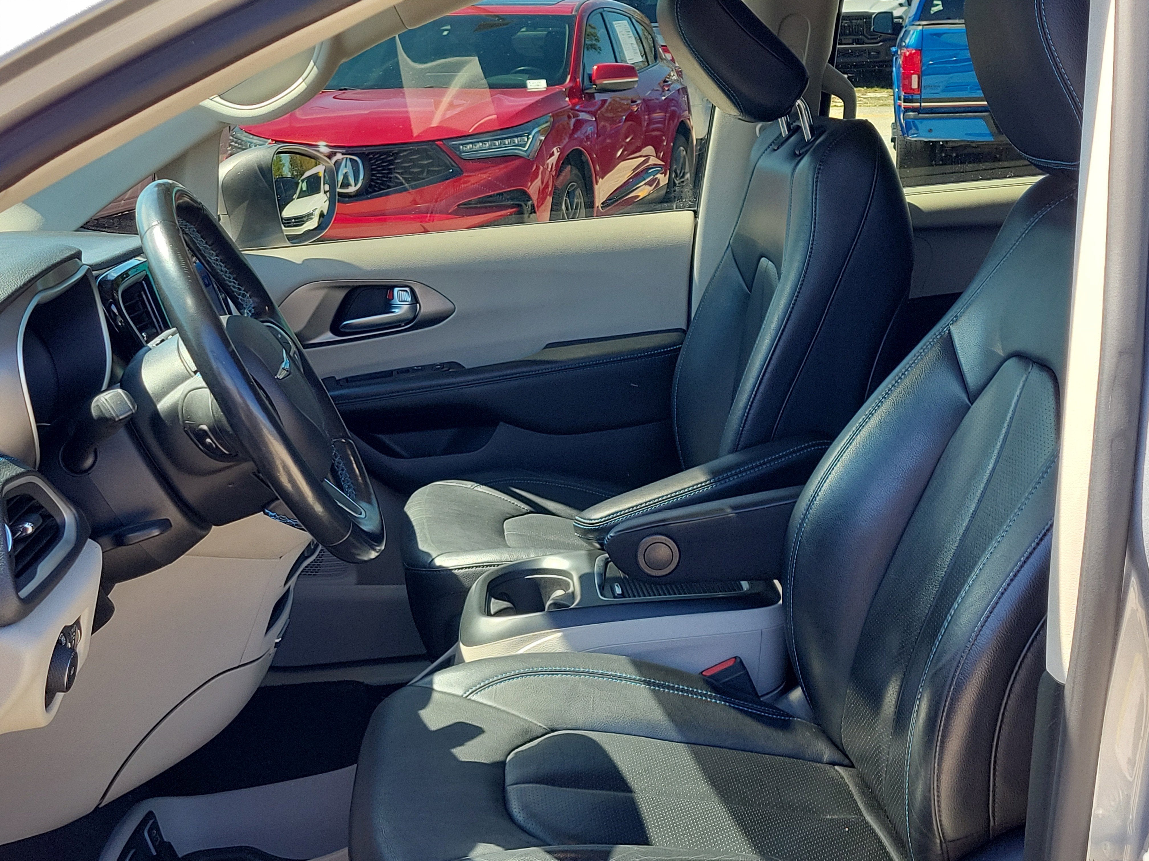 2021 Chrysler Pacifica Hybrid Touring L