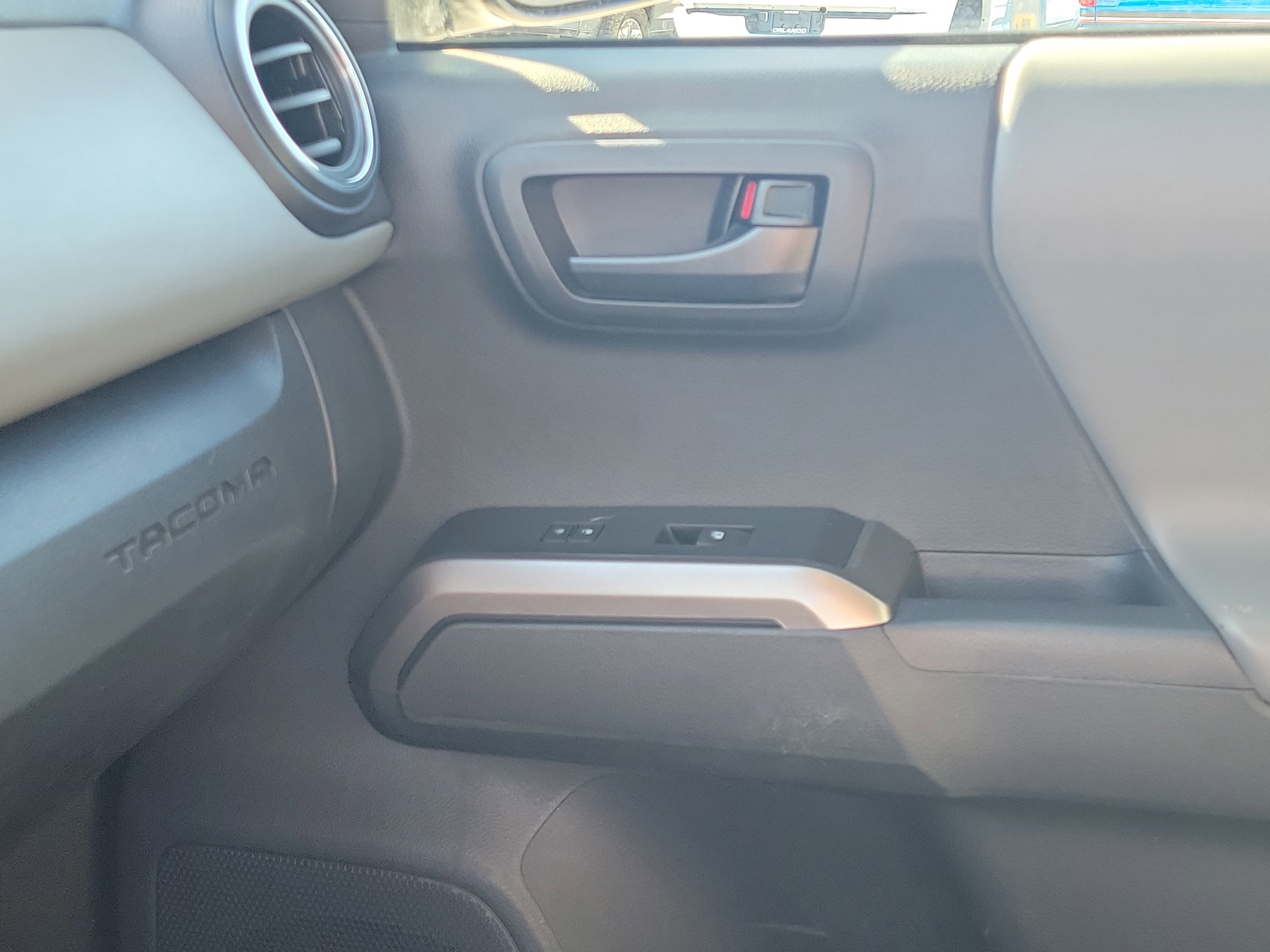 2023 Toyota Tacoma 2WD SR5