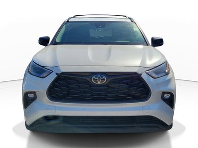 2025 Toyota Highlander Hybrid XLE