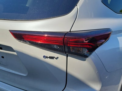 2025 Toyota Highlander Hybrid XLE