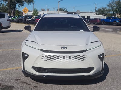 2025 Toyota Crown Signia XLE