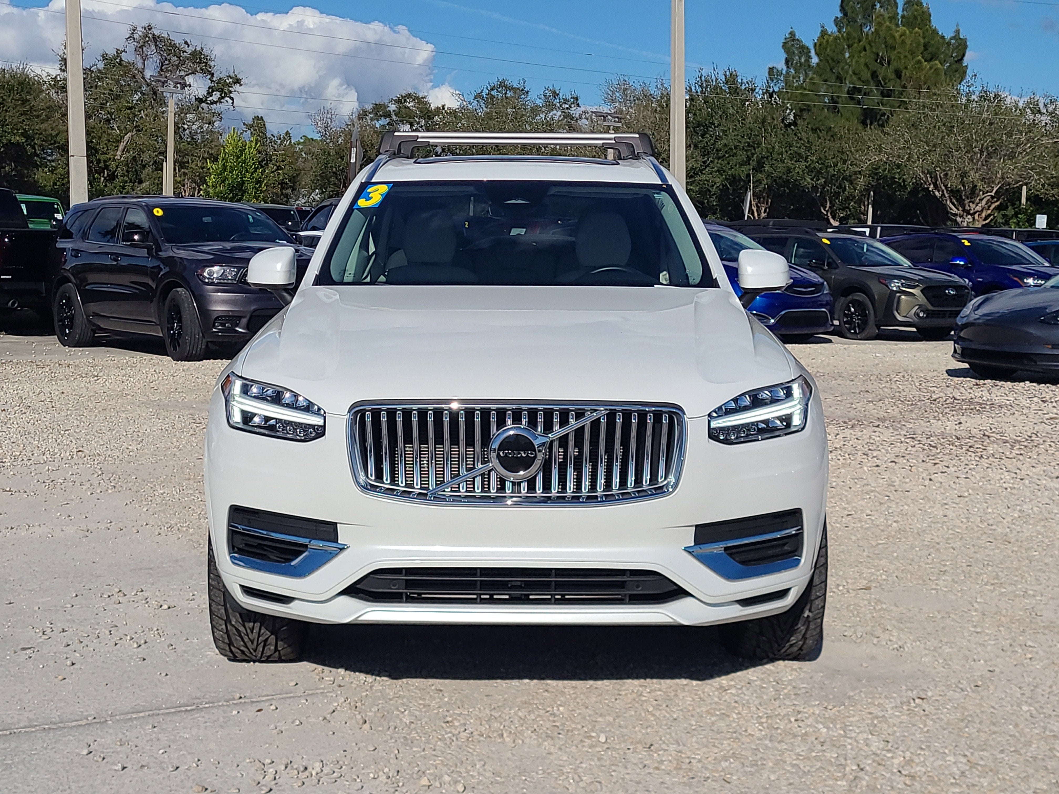2023 Volvo XC90 Recharge Plug-In Hybrid Core Bright Theme