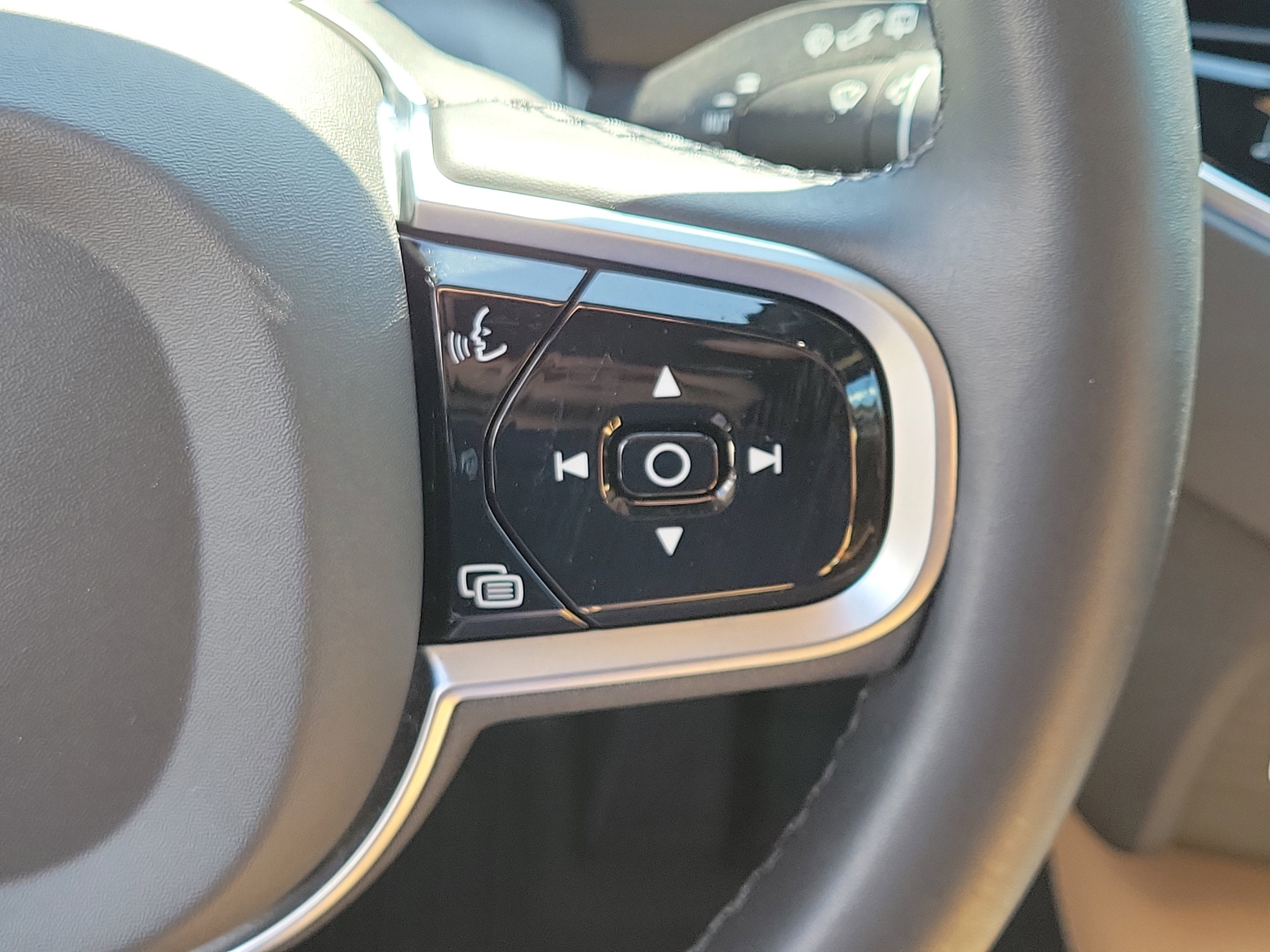 2025 Volvo XC90 Plug-In Hybrid Ultra