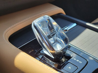 2025 Volvo XC90 Plug-In Hybrid Ultra