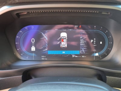 2023 Volvo XC40 Plus Dark Theme