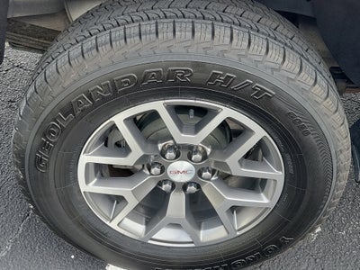 2022 GMC Canyon 4WD AT4 w/Cloth