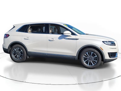 2019 Lincoln Nautilus Select
