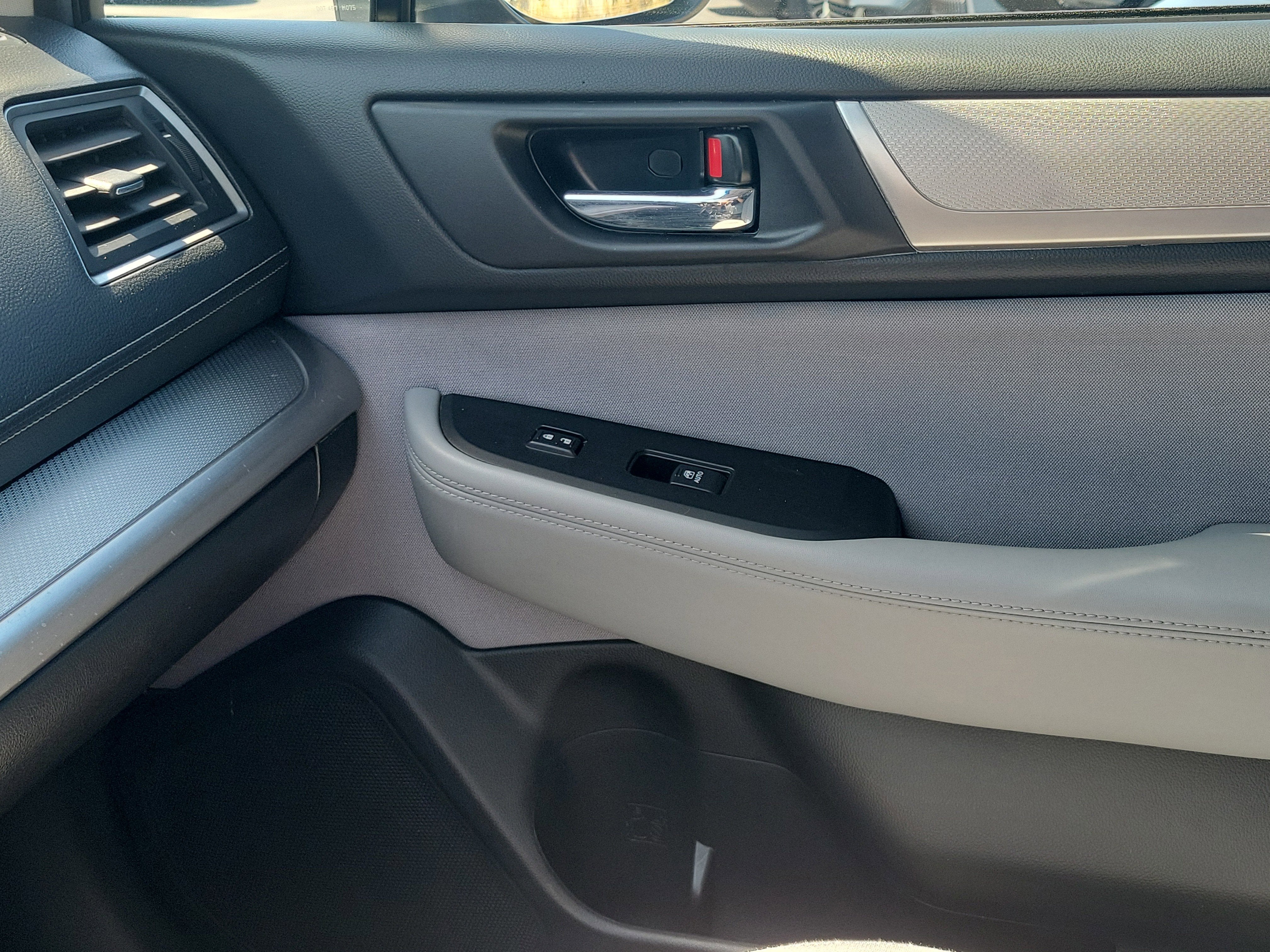 2018 Subaru Outback Premium