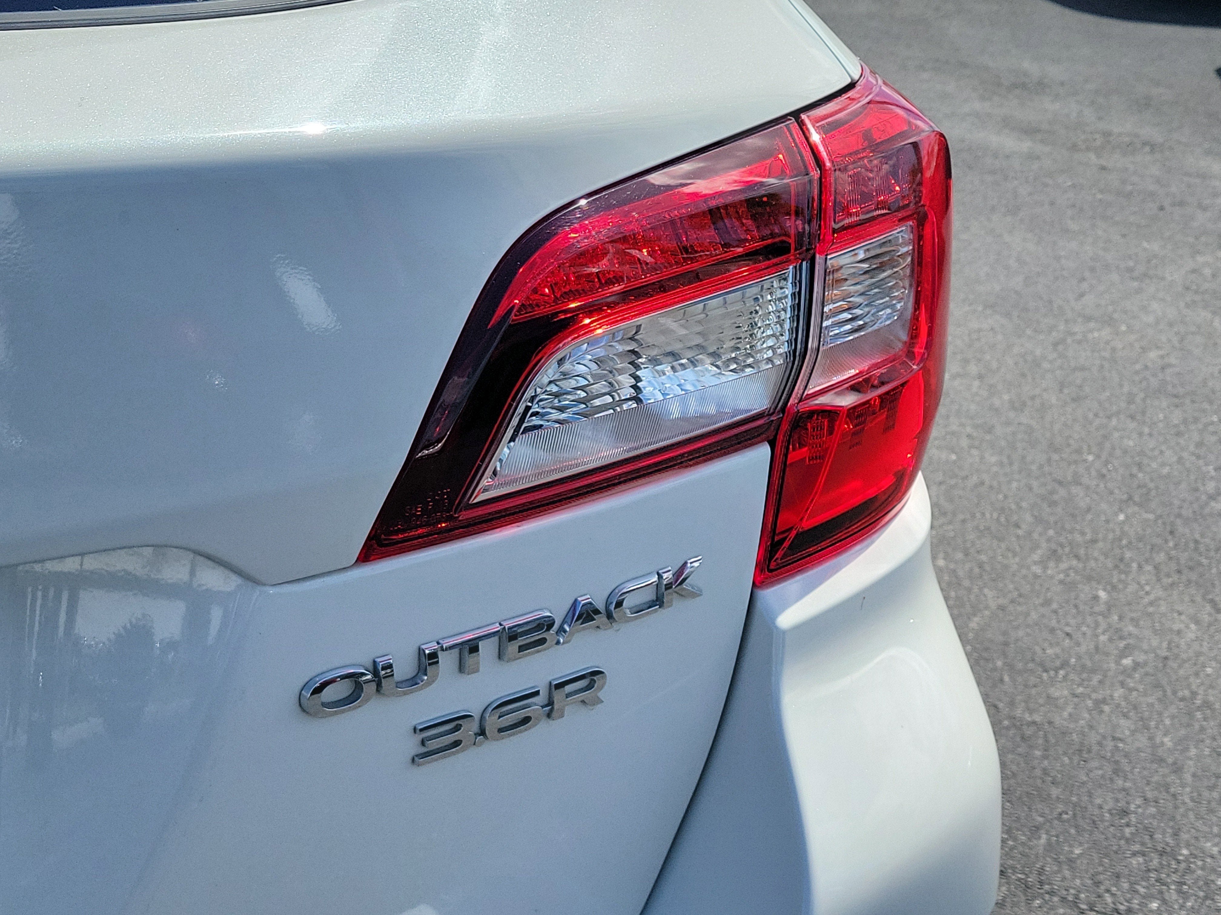 2018 Subaru Outback Limited