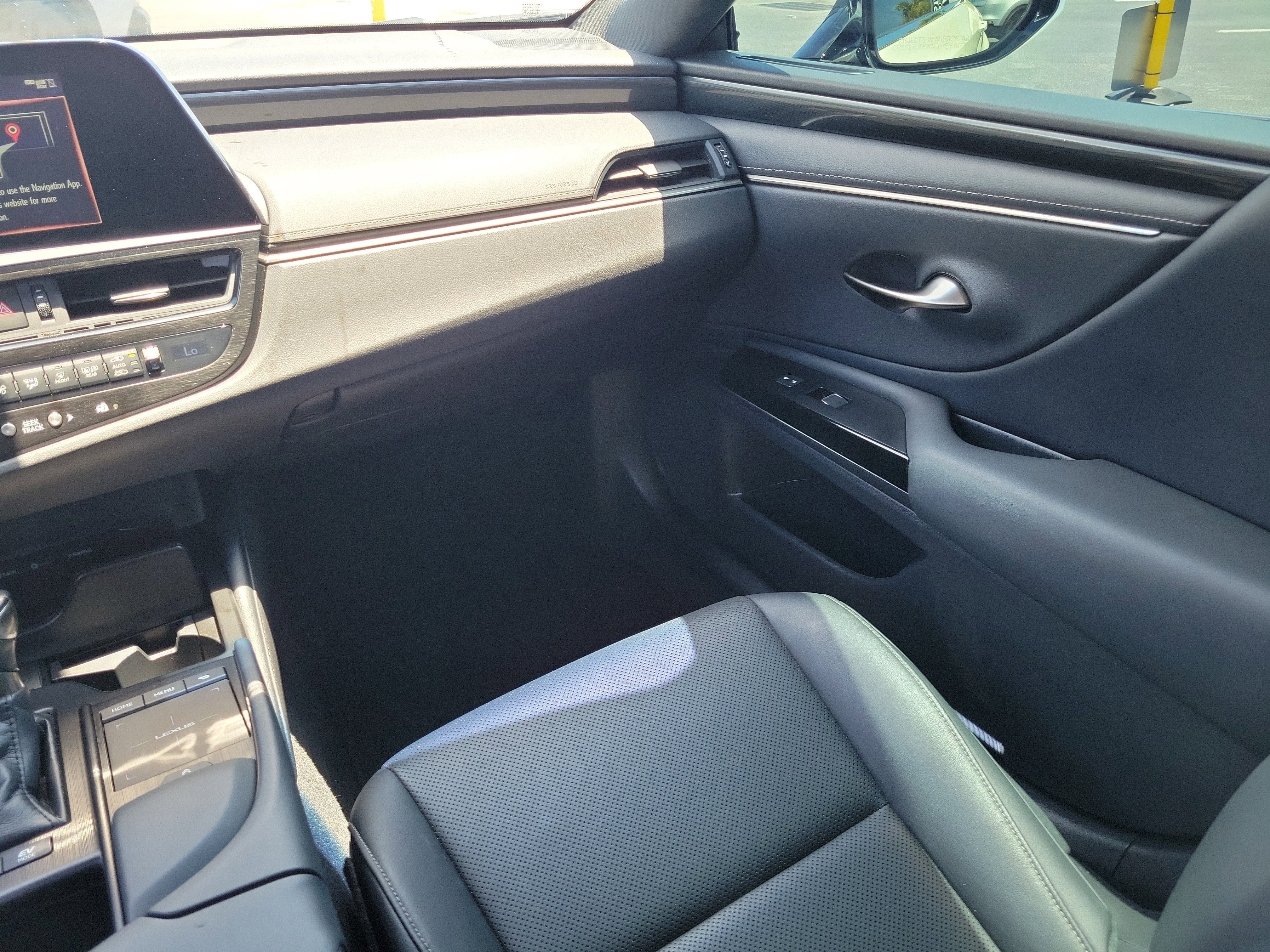 2022 Lexus ES ES 300h