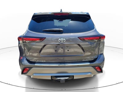 2024 Toyota Highlander Platinum