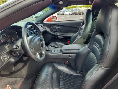 2004 Chevrolet Corvette 2dr Cpe
