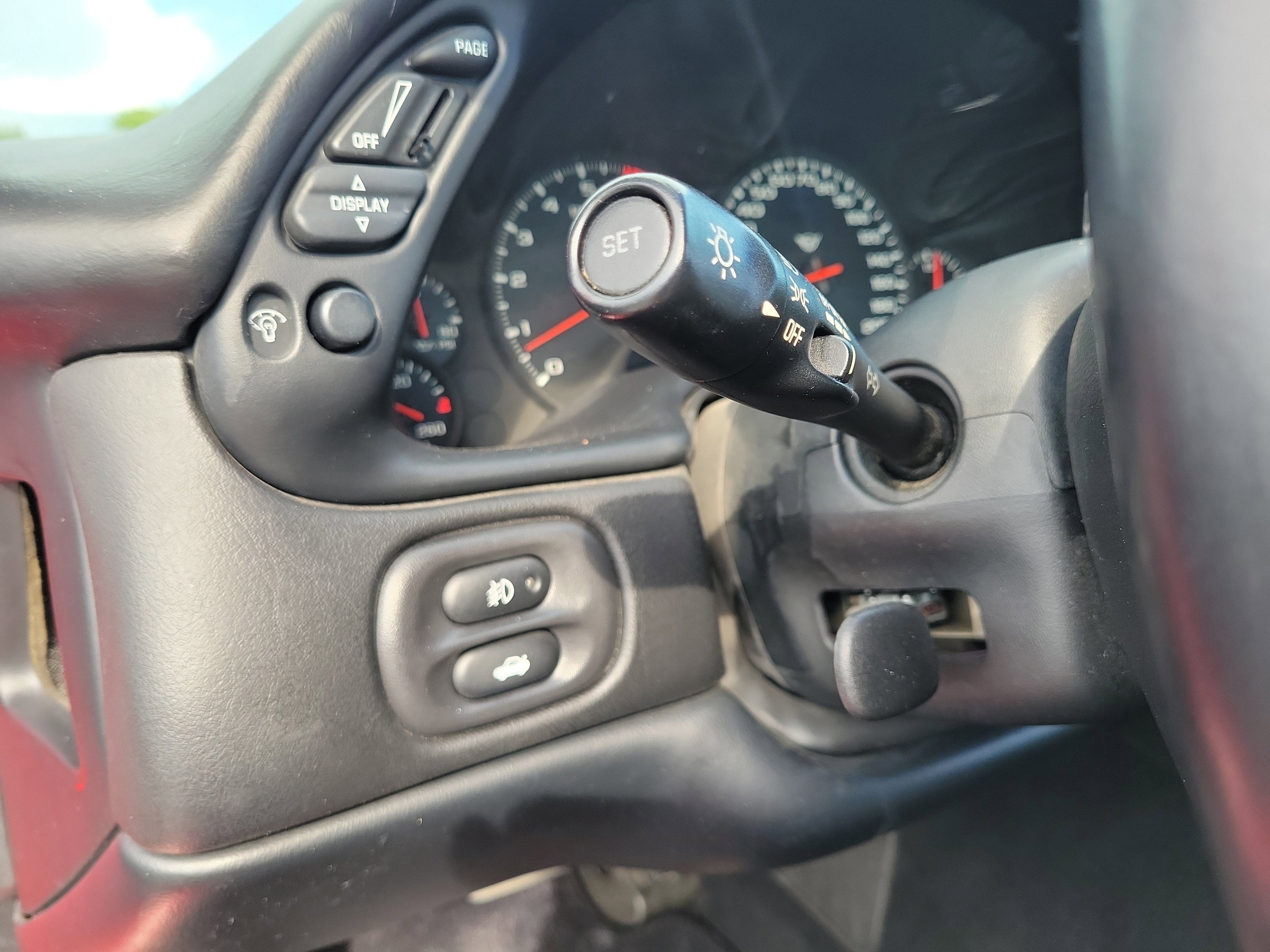 2004 Chevrolet Corvette 2dr Cpe