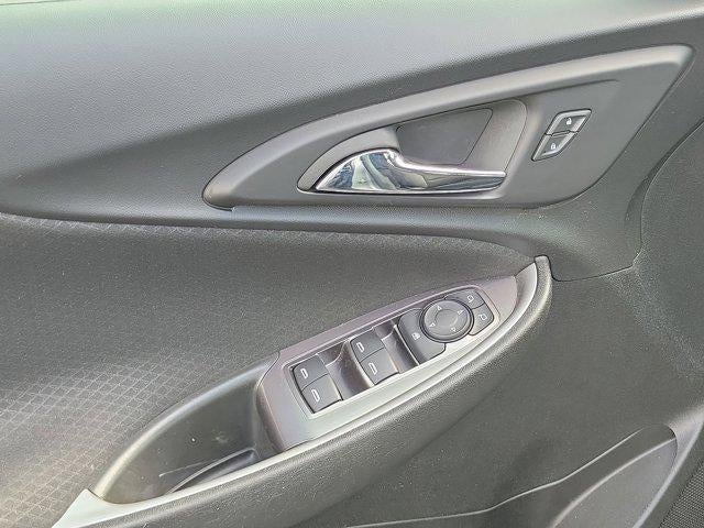 2023 Chevrolet Malibu LS