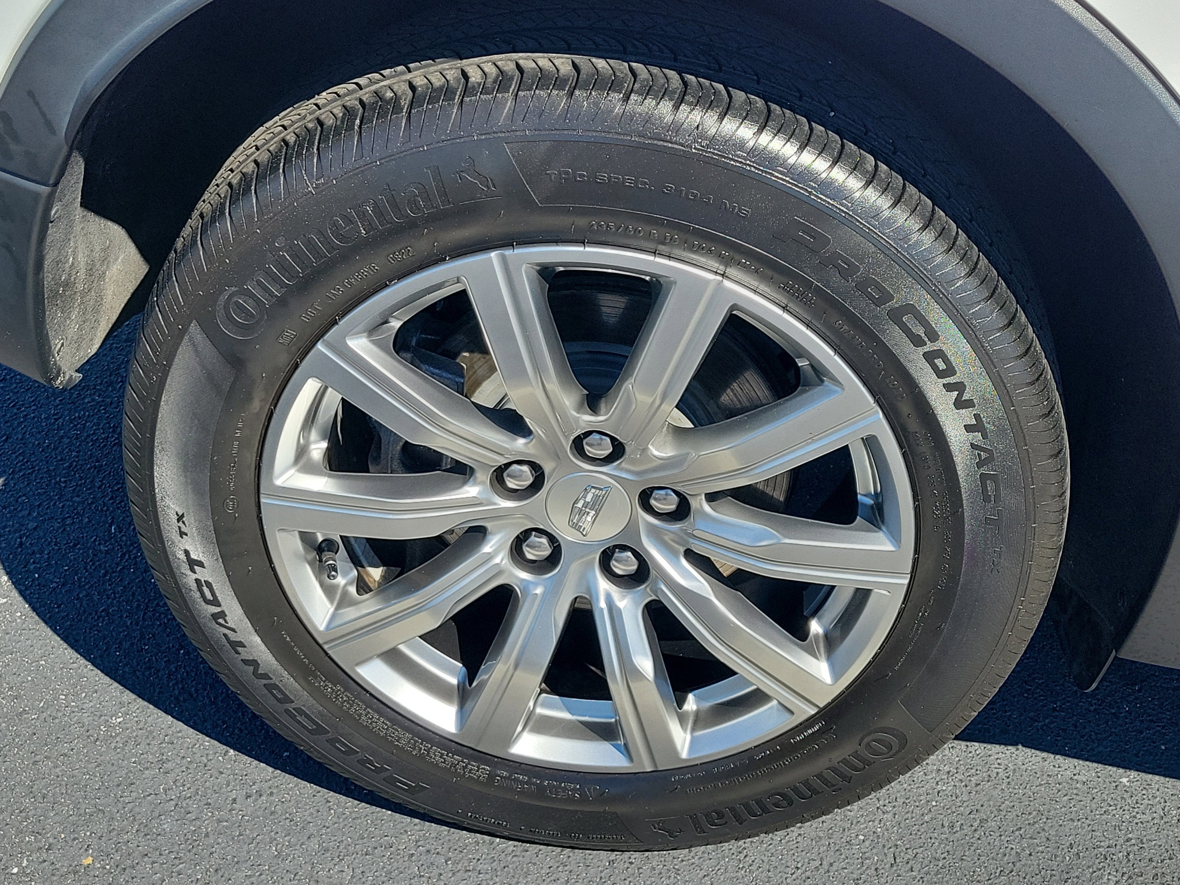 2019 Cadillac XT4 Premium Luxury