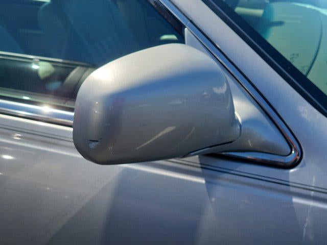 2004 Lincoln Town Car Executive